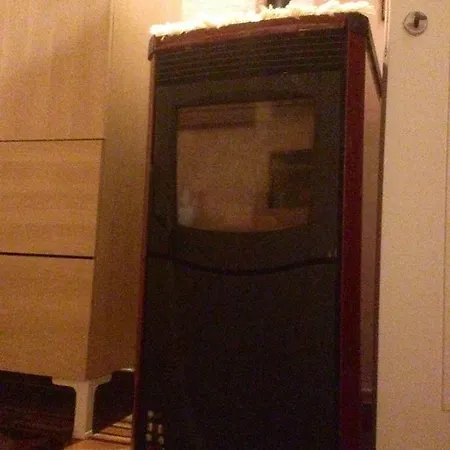 Lägenhet Contea Di Bart Ponte Lambro